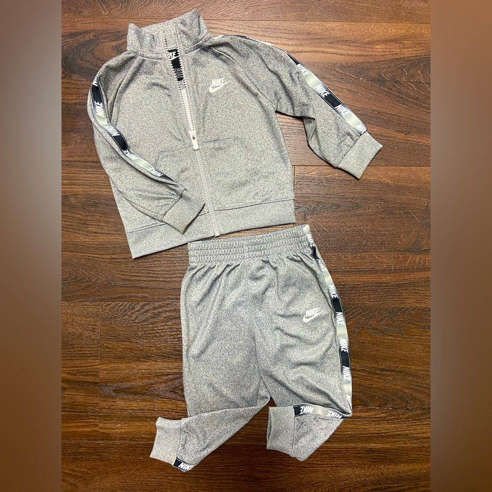 NIKE baby track suit set - size 12 months